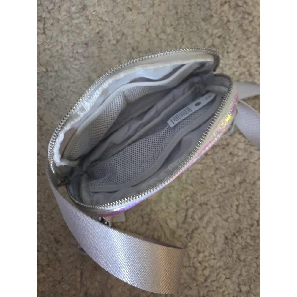 NWT Lululemon Iridescent Silver / Holographic Everywhere Belt Bag Fanny Pack